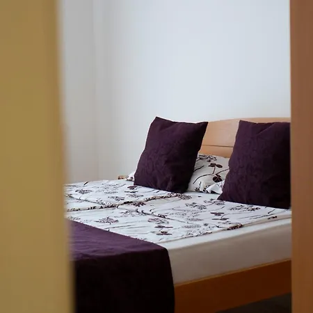 Pike Centar شقة